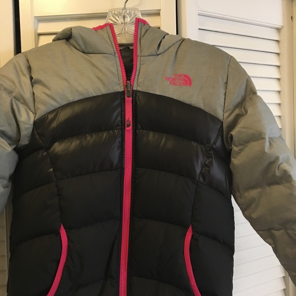 Girls reversible North Face puffer jacket